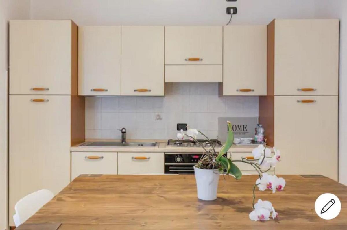 Ferienwohnung Casa Ulivi Bianco Rivoltella del Garda Exterior foto
